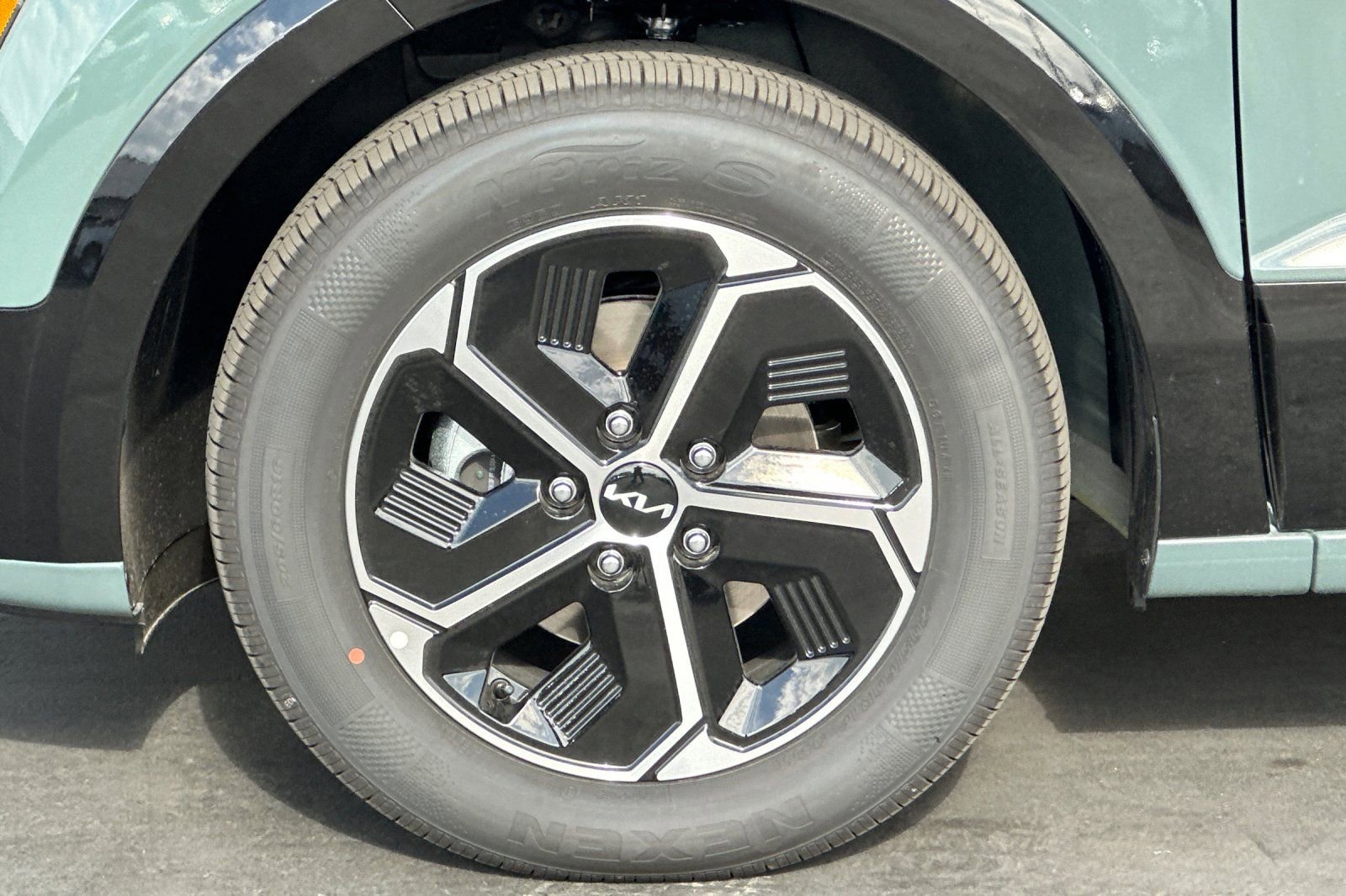 New 2026 Kia Niro SX image 26