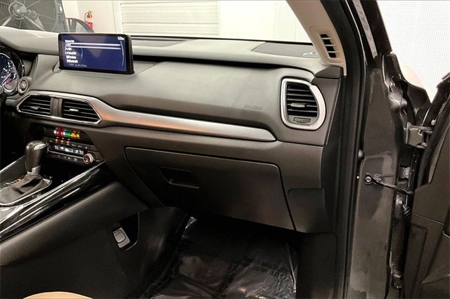 Used 2021 MAZDA CX-9 Touring w/ Touring Premium Package image 15