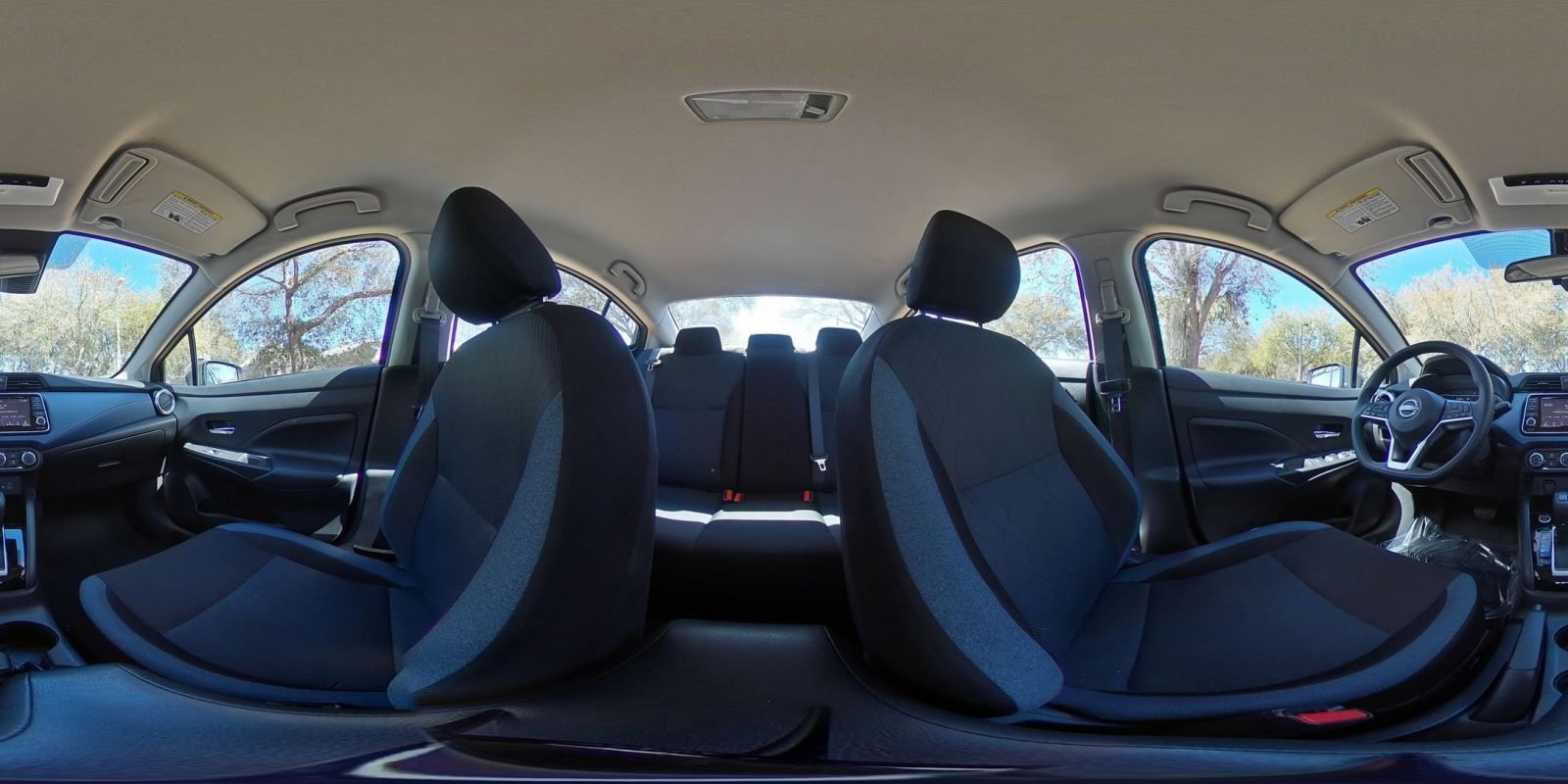 Used 2025 Nissan Versa SV FWD image 38