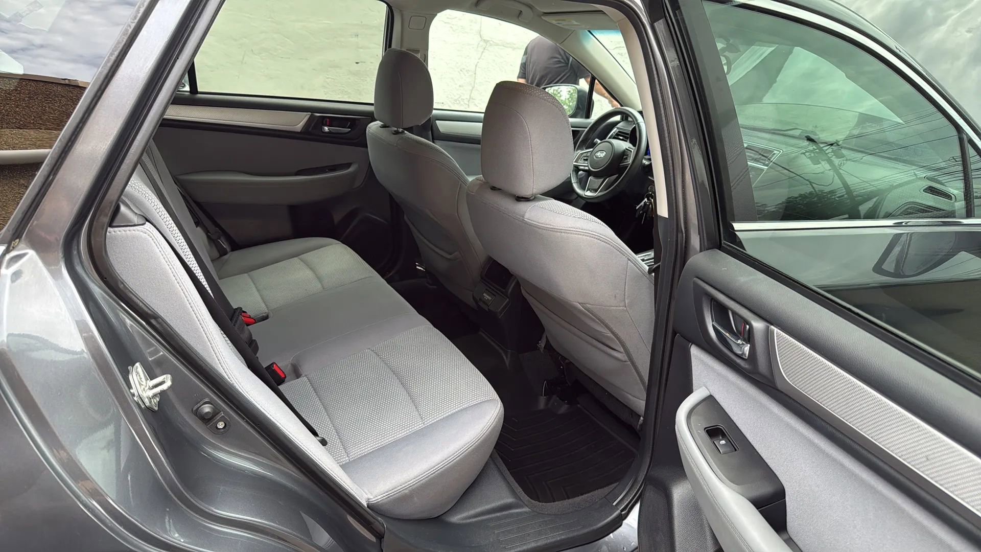 Used 2018 Subaru Outback 2.5i Premium image 26