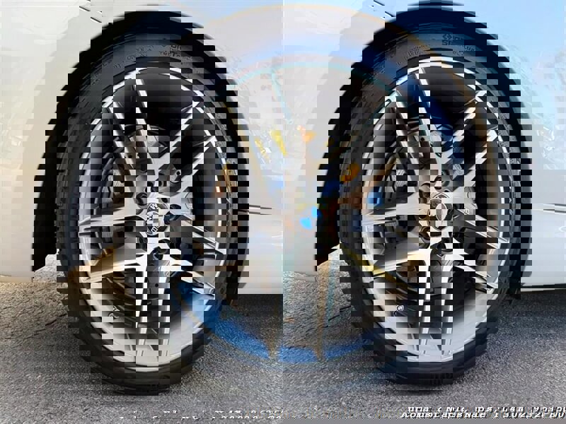 Used 2013 BMW 135i Convertible image 11