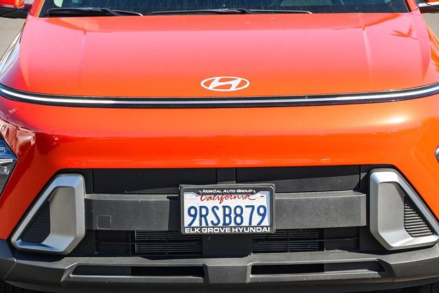 Used 2025 Hyundai Kona SEL image 8