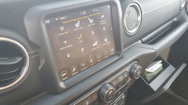 Certified 2022 Jeep Wrangler Unlimited Sahara w/ Cold Weather Group image 16