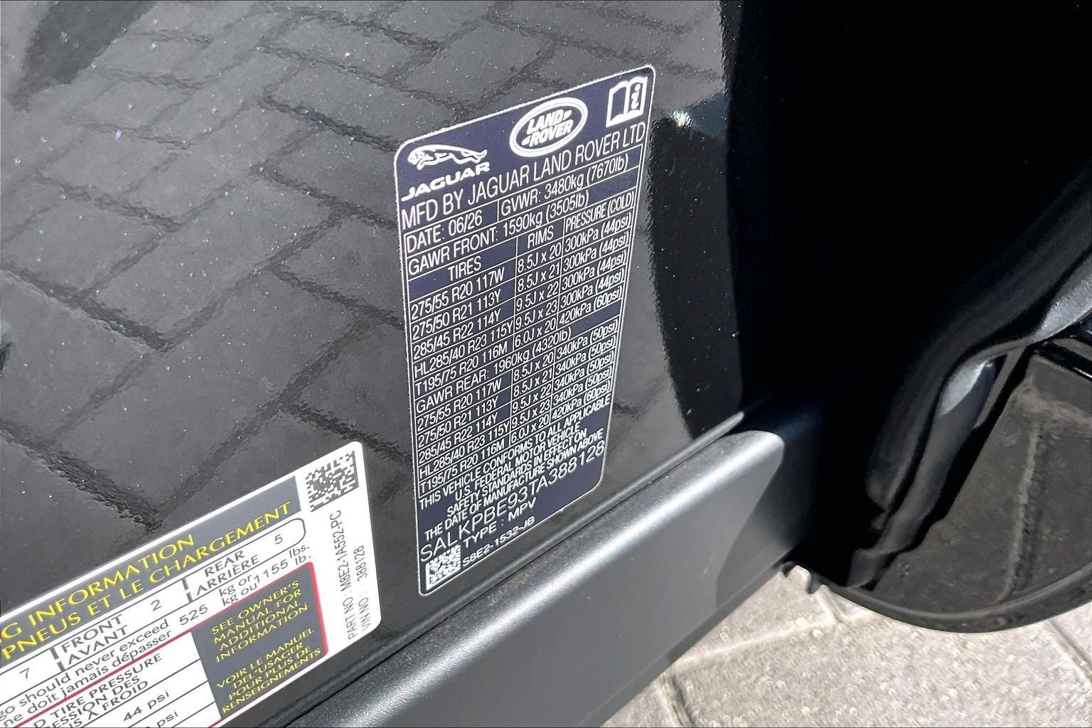 New 2026 Land Rover Range Rover Long Wheelbase SE AWD/4WD image 14