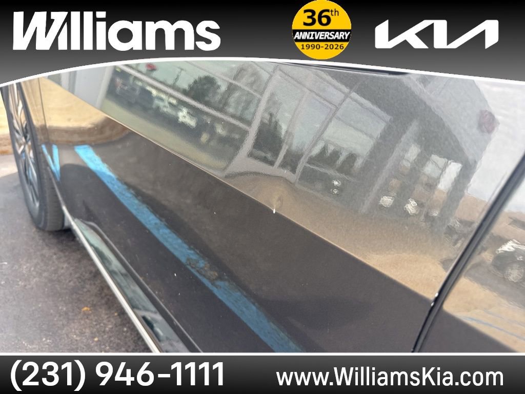 Used 2022 Kia EV6 Wind AWD/4WD image 4