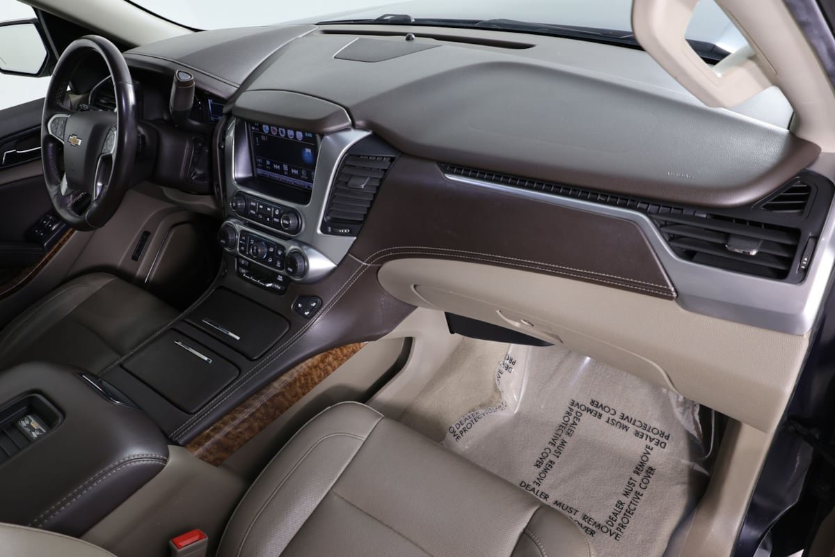 Used 2020 Chevrolet Tahoe Premier AWD/4WD image 39