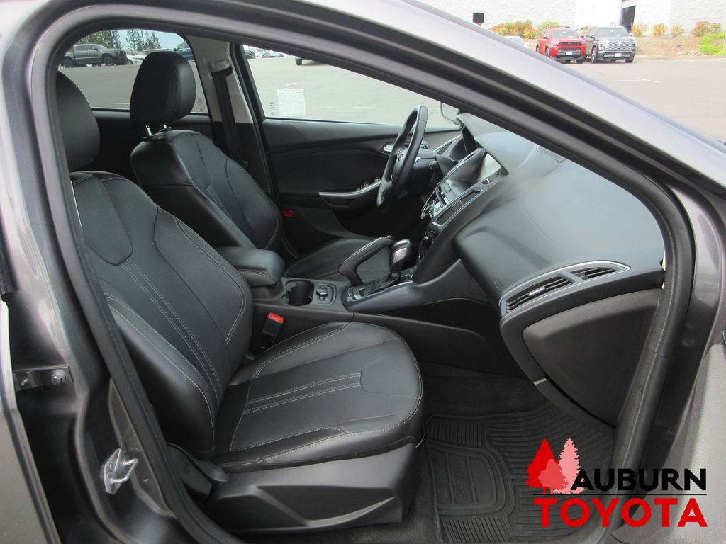 Used 2014 Ford Focus Titanium image 9