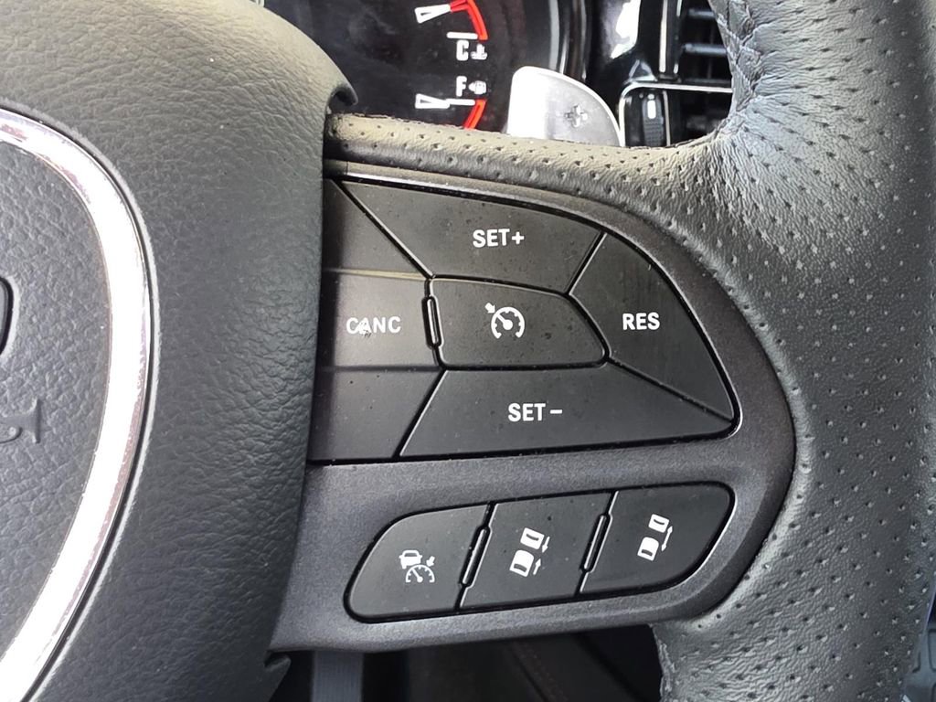 Used 2025 Dodge Durango GT image 31