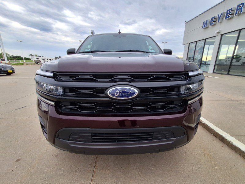 Used 2024 Ford Expedition XL image 3