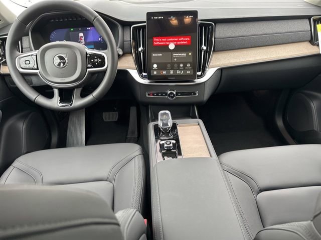 New 2026 Volvo XC90 T8 Plus w/ Protection Package Premier image 11