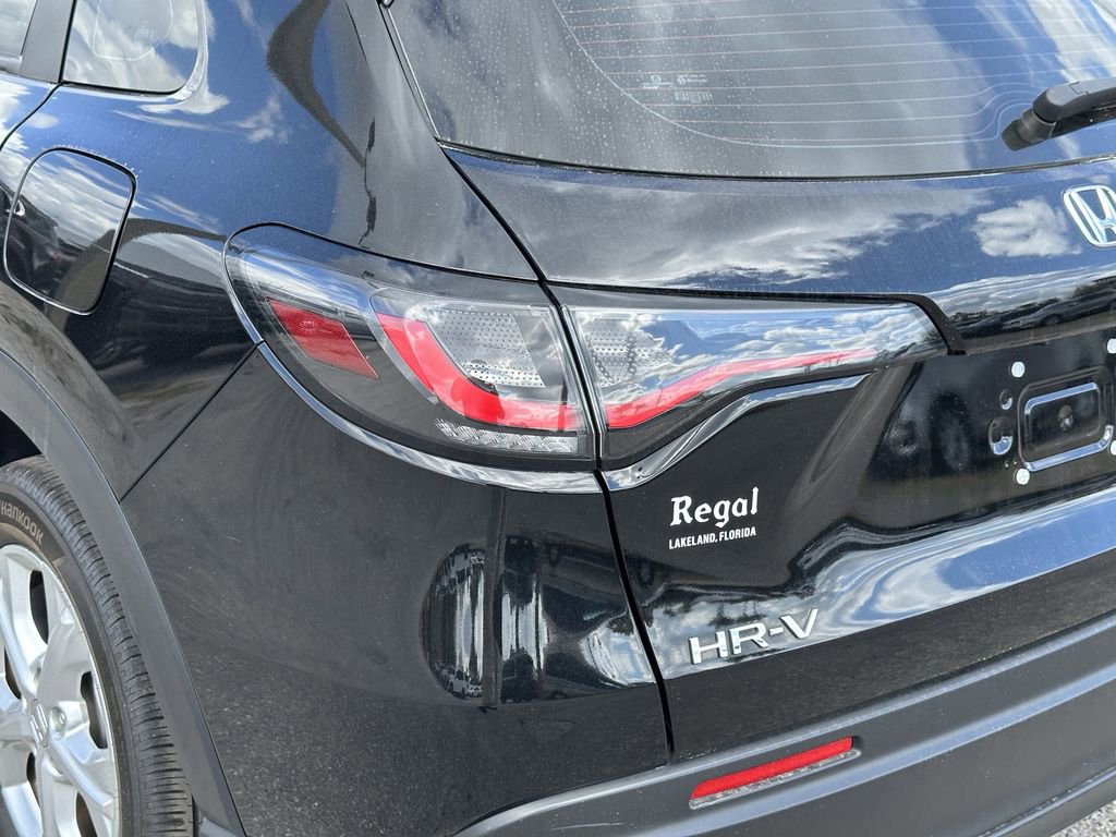 Used 2025 Honda HR-V LX image 11