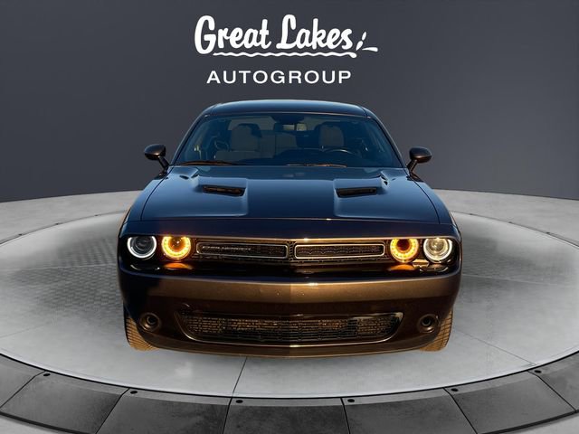Used 2021 Dodge Challenger SXT image 8