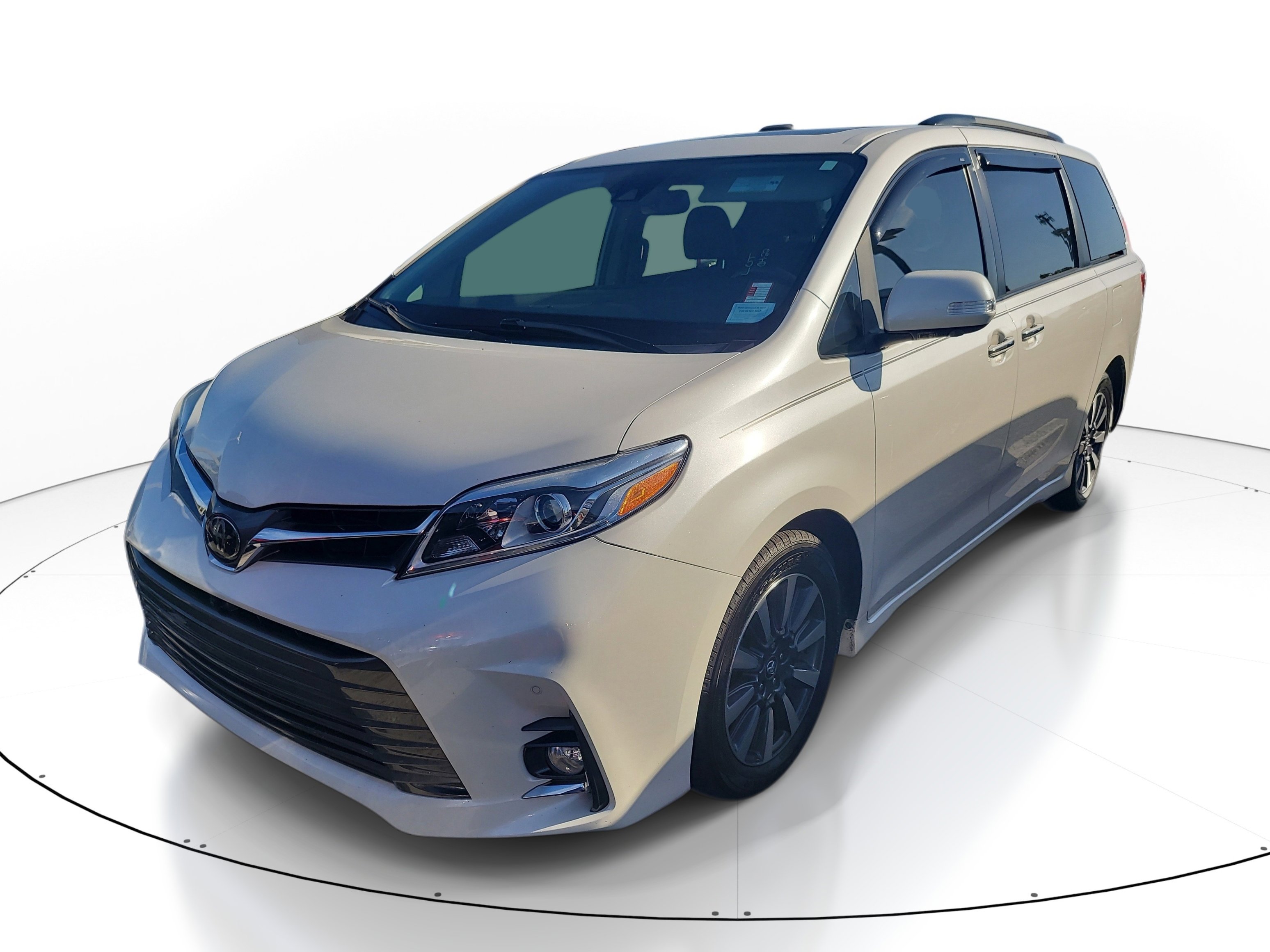 Used 2019 Toyota Sienna Limited Premium FWD image 3