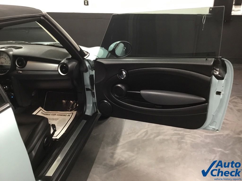 Used 2012 MINI Cooper Convertible FWD image 37