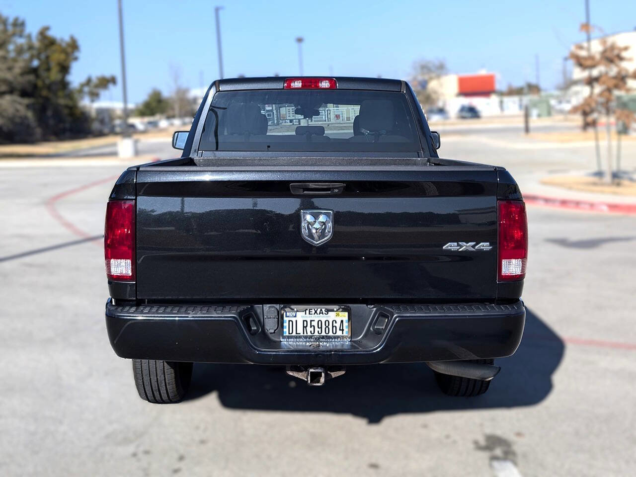 Used 2017 RAM 1500 Express image 9