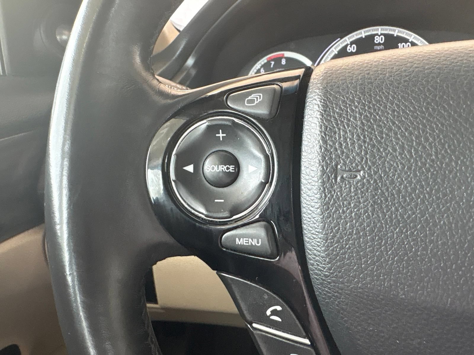 Used 2017 Honda Accord EX-L image 30