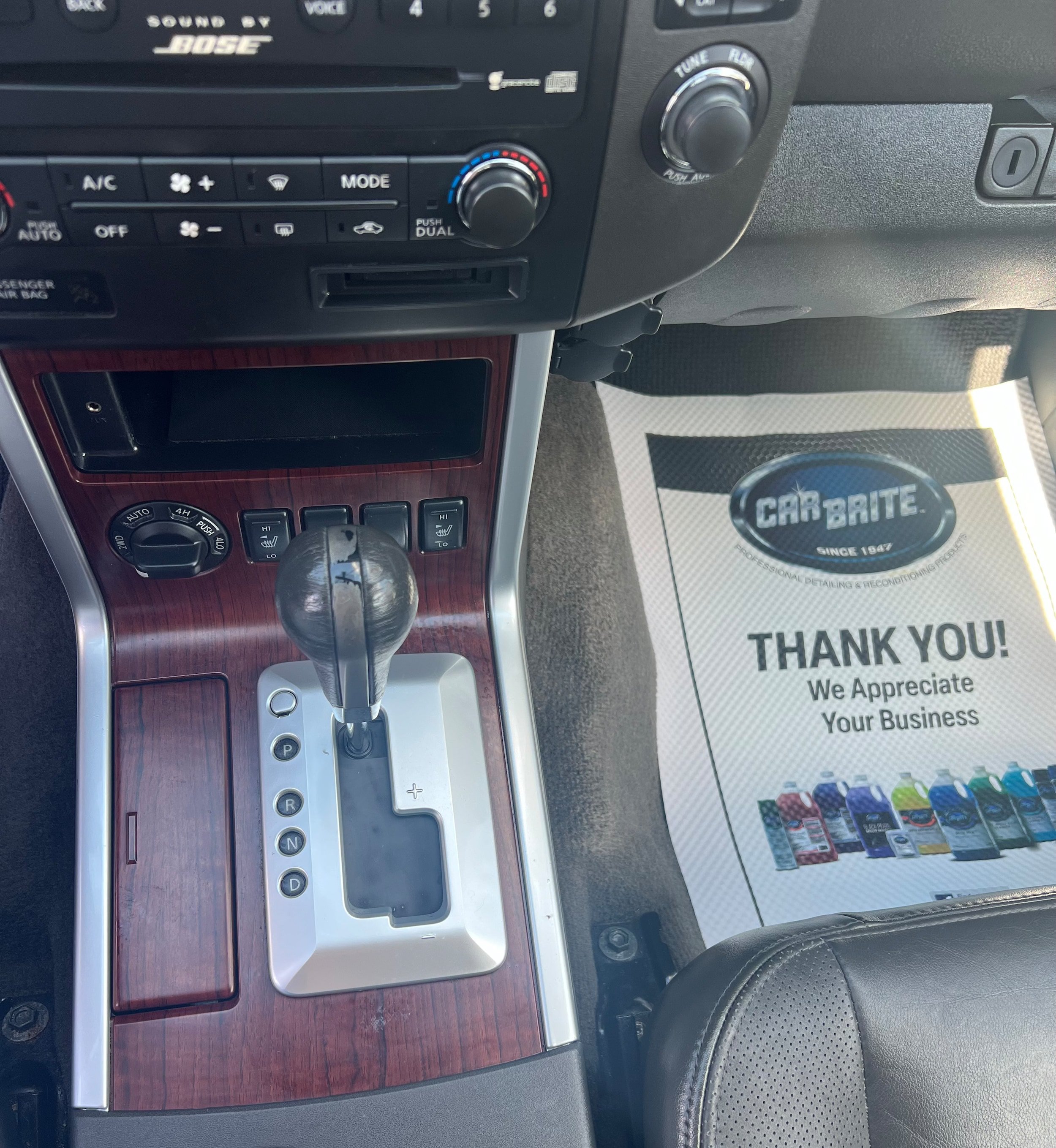 Used 2011 Nissan Pathfinder LE w/ Navigation Pkg AWD/4WD image 15