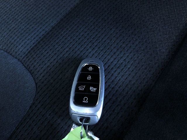 Used 2023 Hyundai Santa Fe SEL AWD/4WD image 30