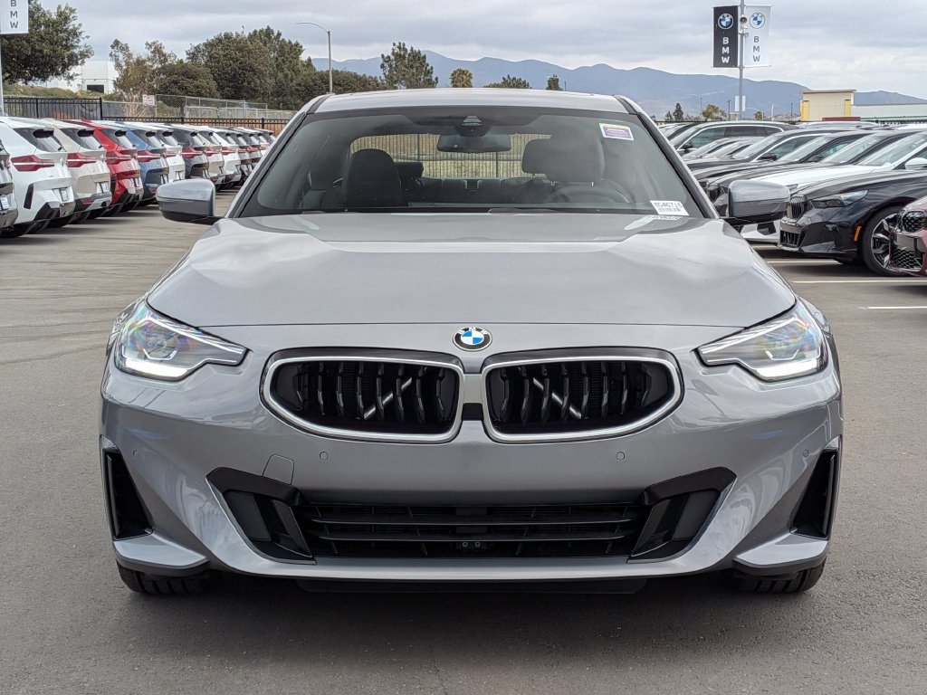New 2026 BMW 230i Coupe w/ Convenience Package RWD image 4