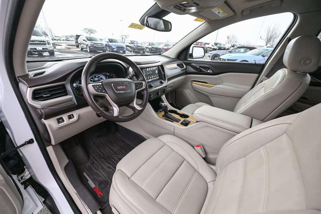 Used 2017 GMC Acadia Denali w/ Technology Package image 19