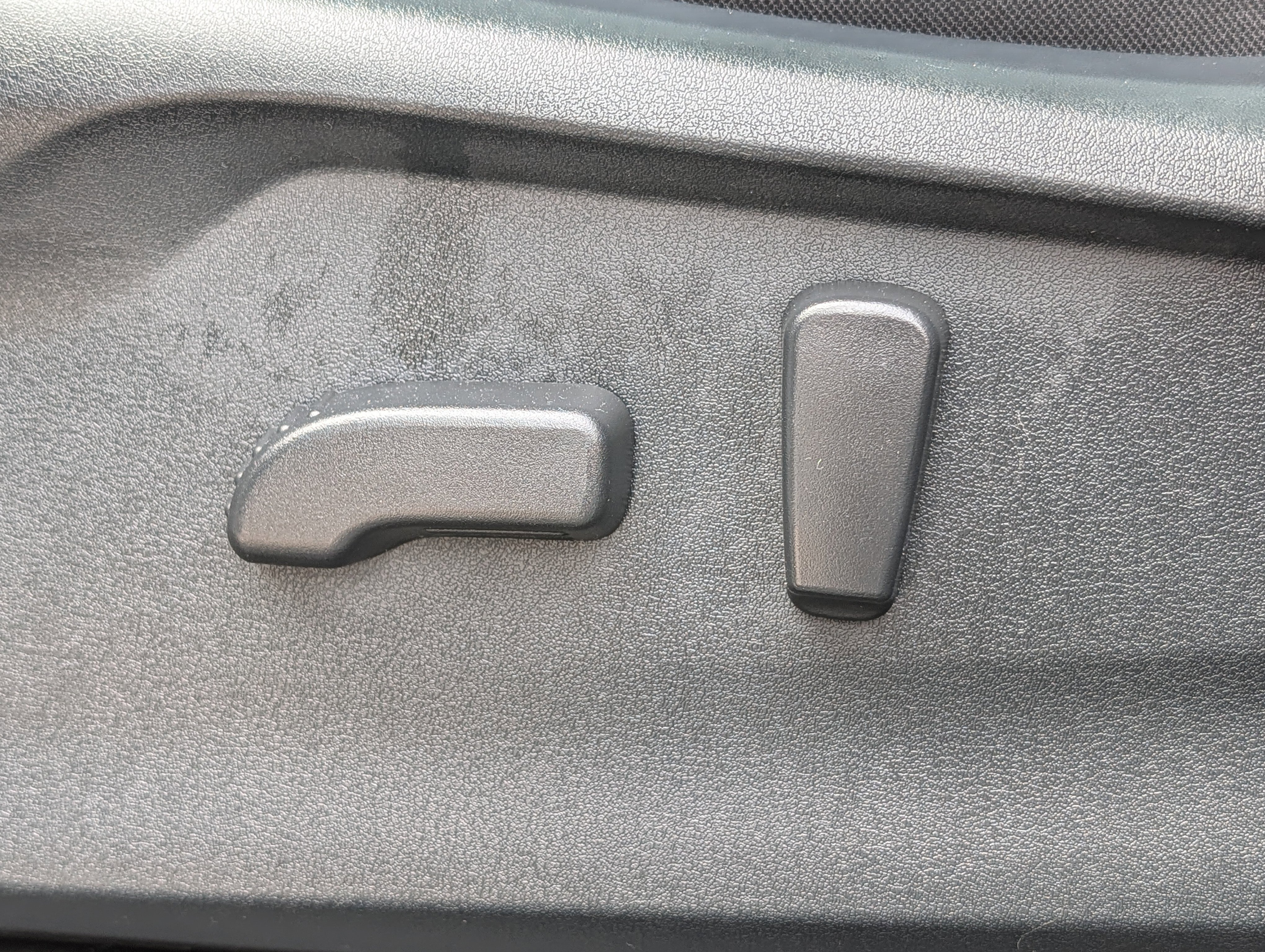 Used 2022 Subaru Ascent Premium image 20