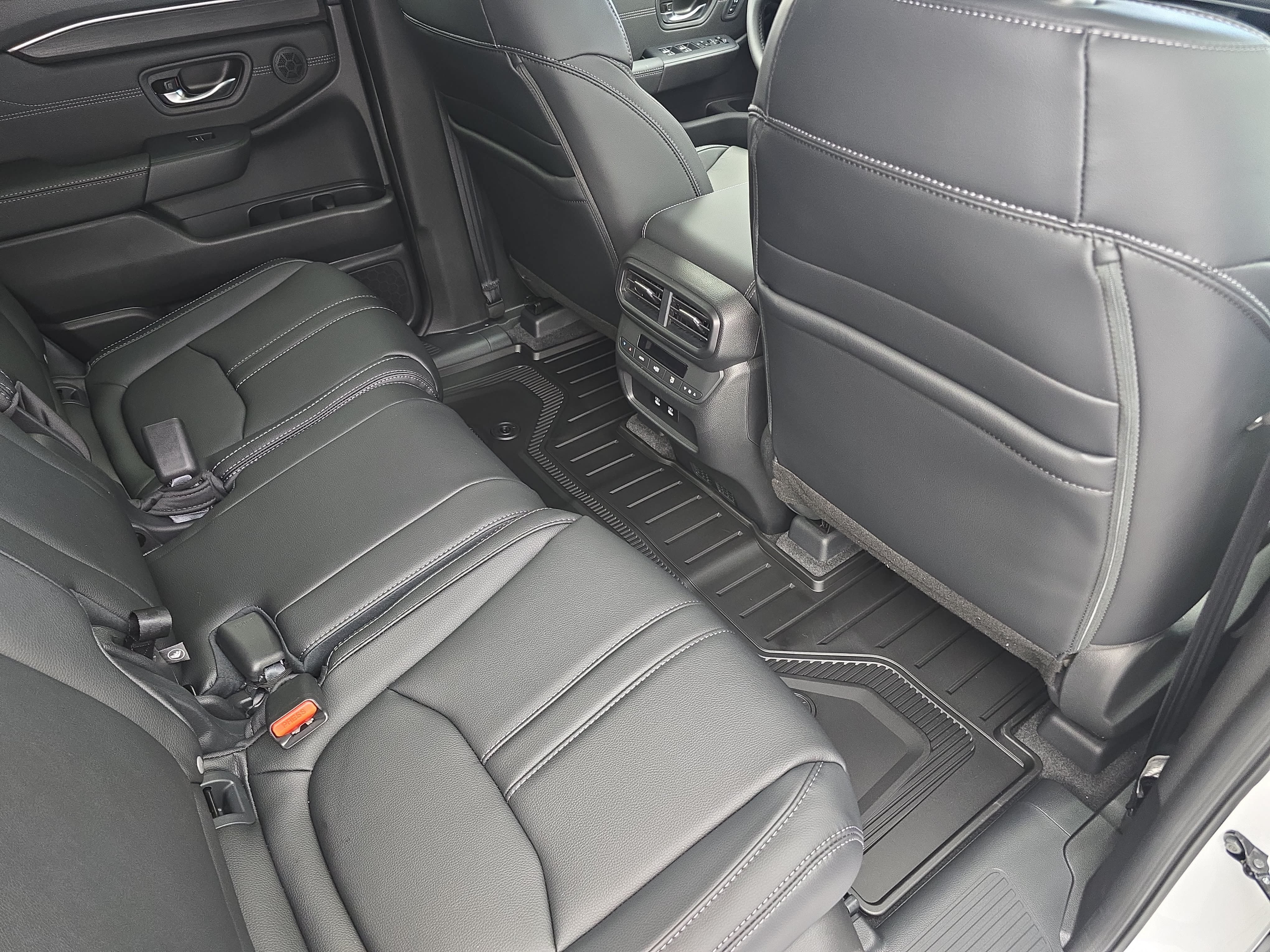 New 2026 Honda Pilot Touring image 11
