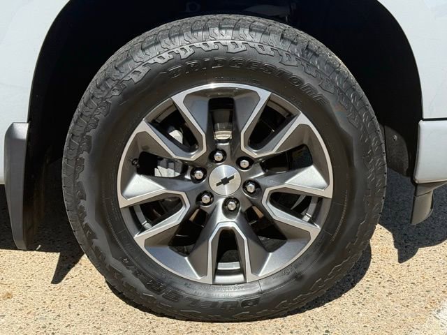 Certified 2024 Chevrolet Silverado 1500 RST w/ Convenience Package II AWD/4WD image 12