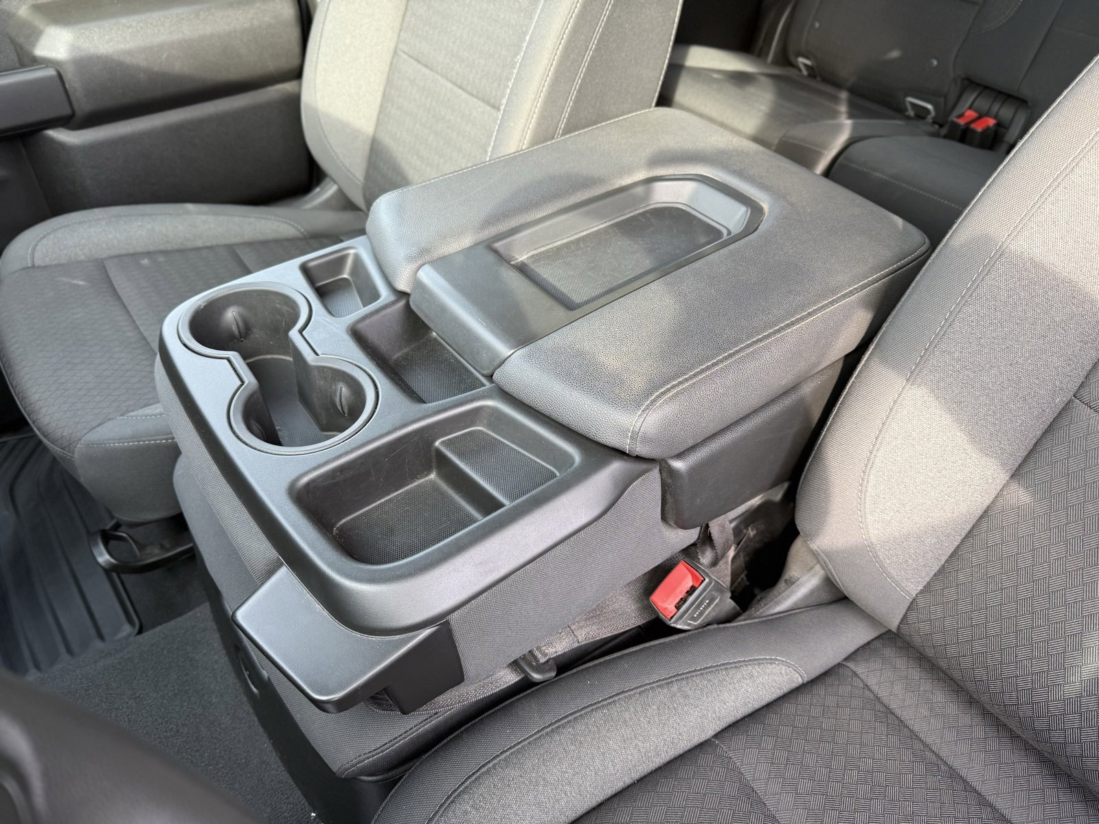 Used 2025 Chevrolet Silverado 2500 Custom w/ Custom Value Package image 23