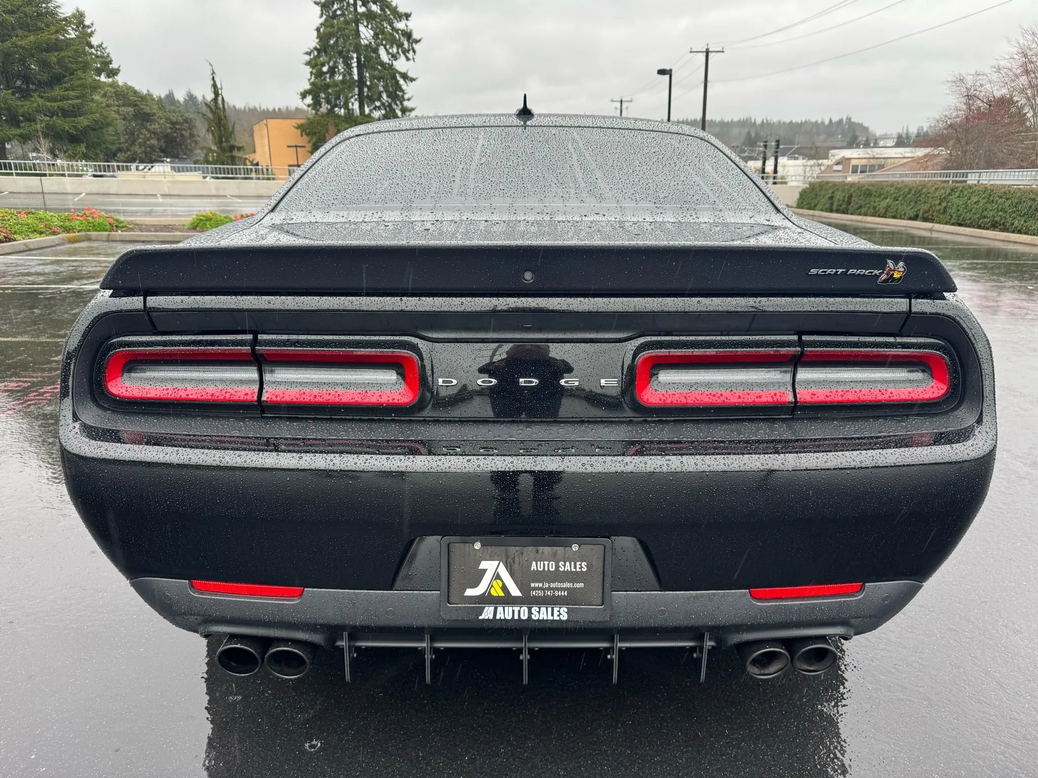 Used 2022 Dodge Challenger R/T Scat Pack RWD image 9