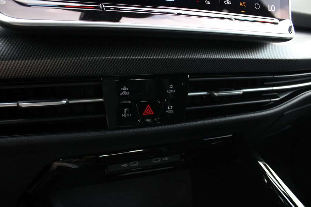 New 2026 Volkswagen Golf w/ Euro Style Package AWD/4WD image 15