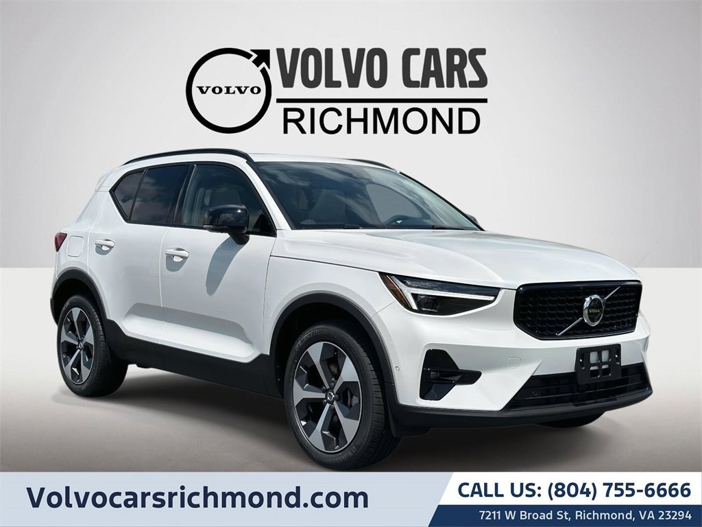 New 2026 Volvo XC40 B4 Plus w/ Protection Package Premier image 1