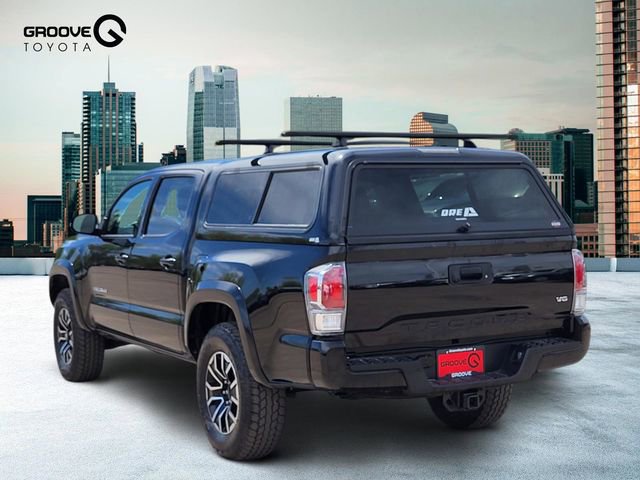 Used 2023 Toyota Tacoma TRD Sport w/ TRD Premium Sport Package AWD/4WD image 3
