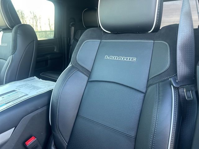 New 2026 RAM 2500 Laramie AWD/4WD image 19