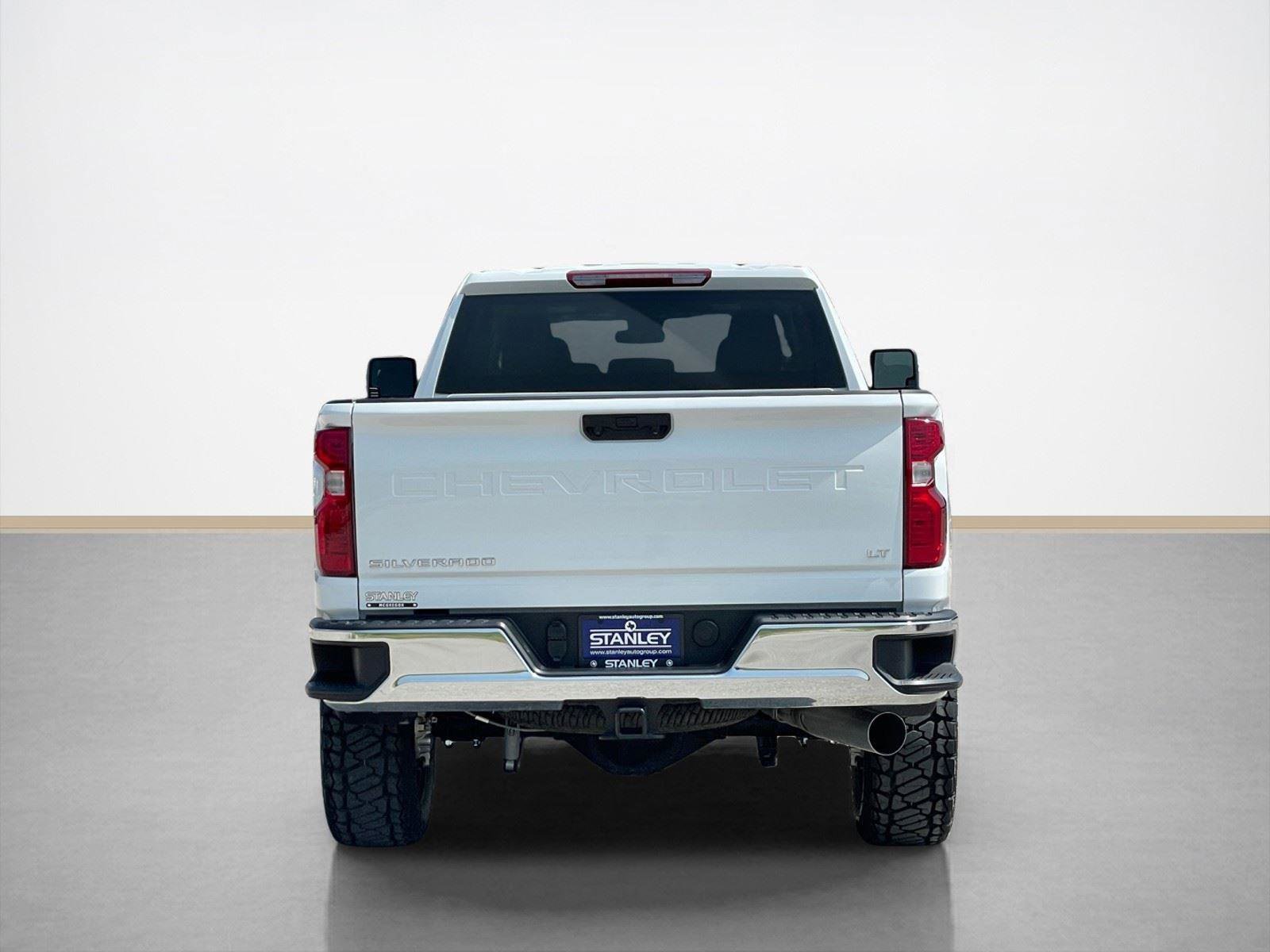 Used 2025 Chevrolet Silverado 2500 LT w/ Convenience Package AWD/4WD image 7