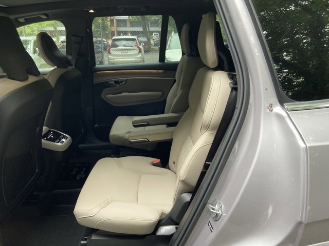 New 2026 Volvo XC90 B6 Plus image 15