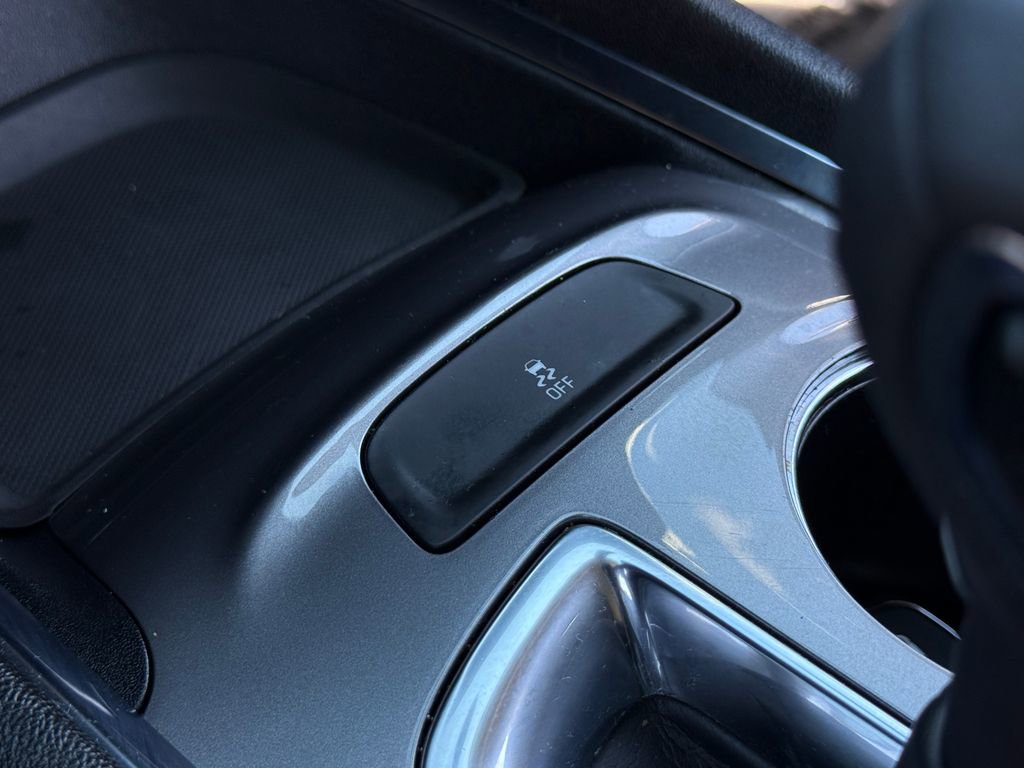 Used 2023 Chevrolet Malibu LT image 27