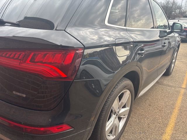 Used 2019 Audi Q5 2.0T Premium Plus w/ Premium Plus Package image 8