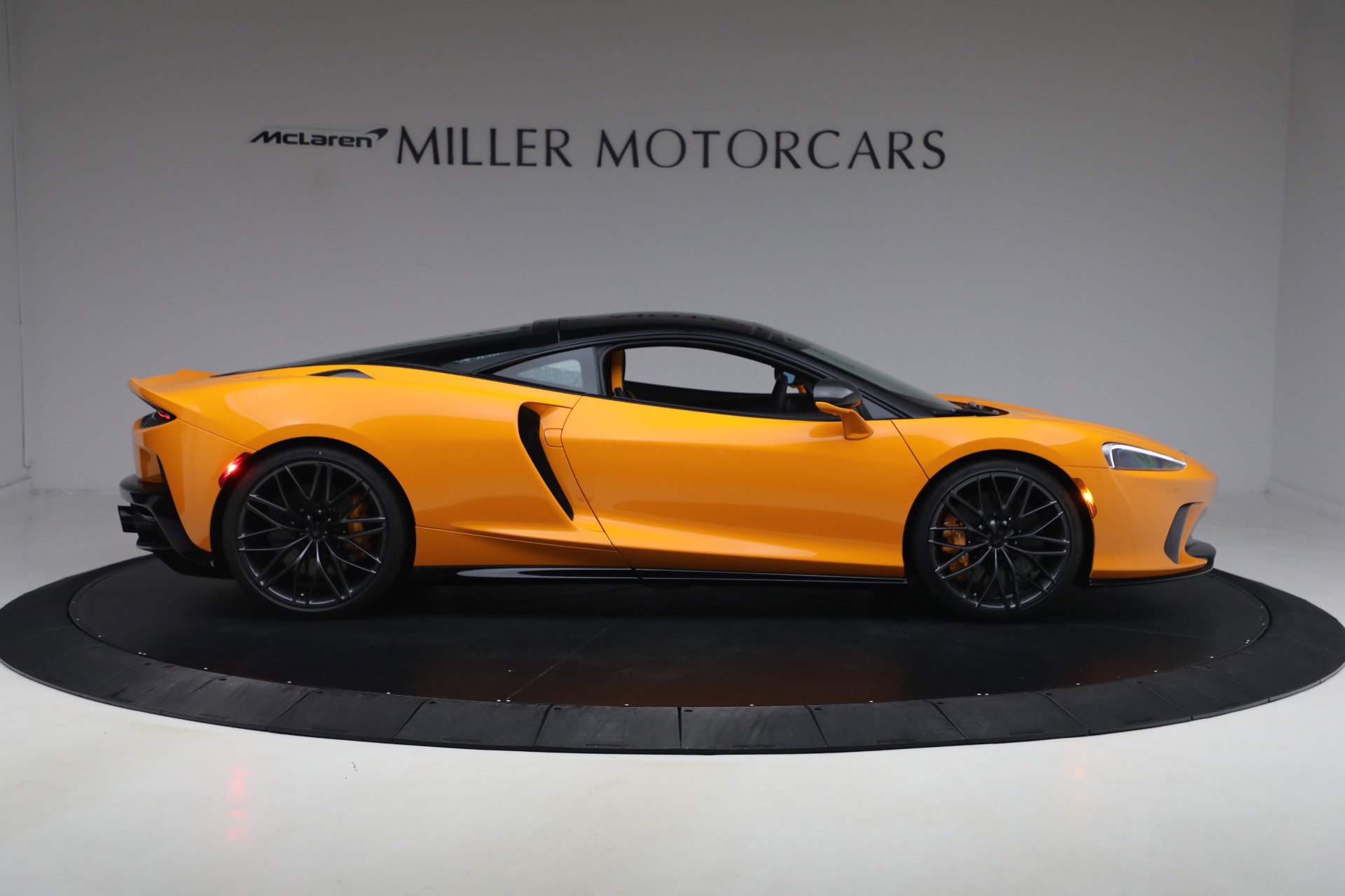 New 2026 McLaren GTS image 9