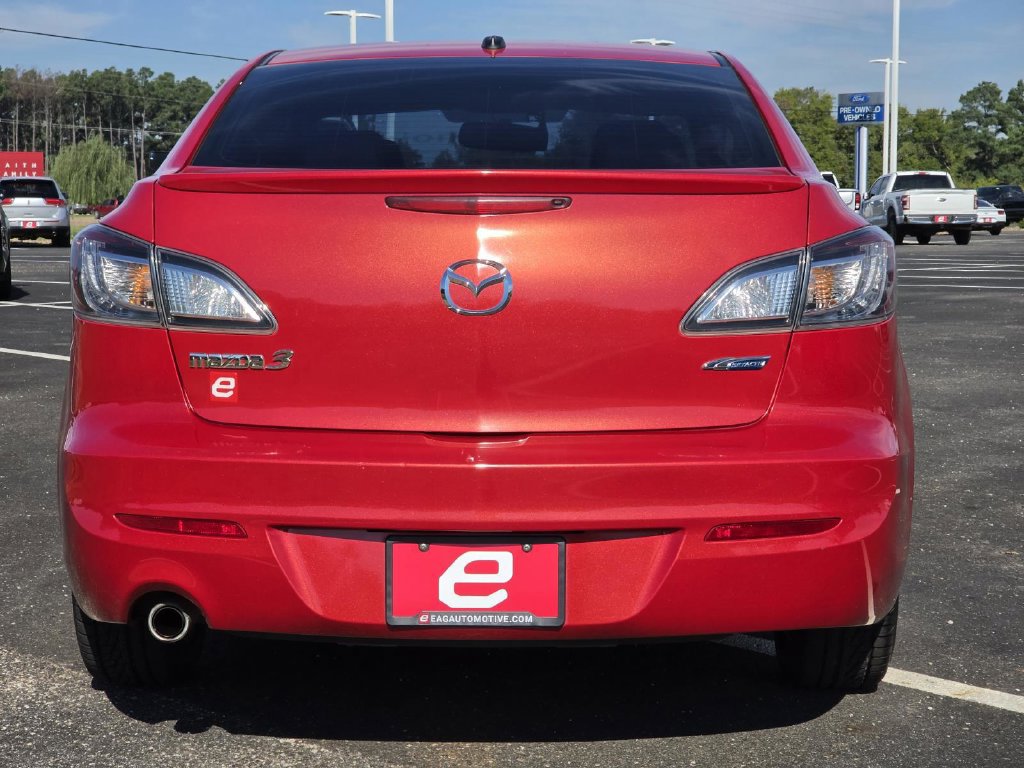 Used 2013 MAZDA MAZDA3 i Grand Touring w/ Tech Pkg FWD image 7
