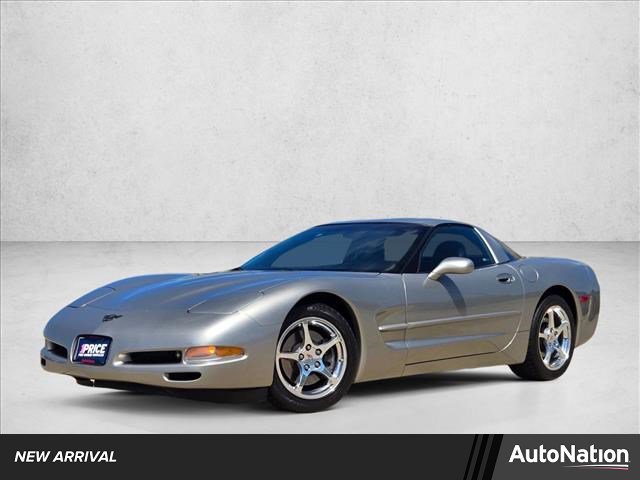 Used 2000 Chevrolet Corvette Coupe w/ Roof Pkg RWD image 1
