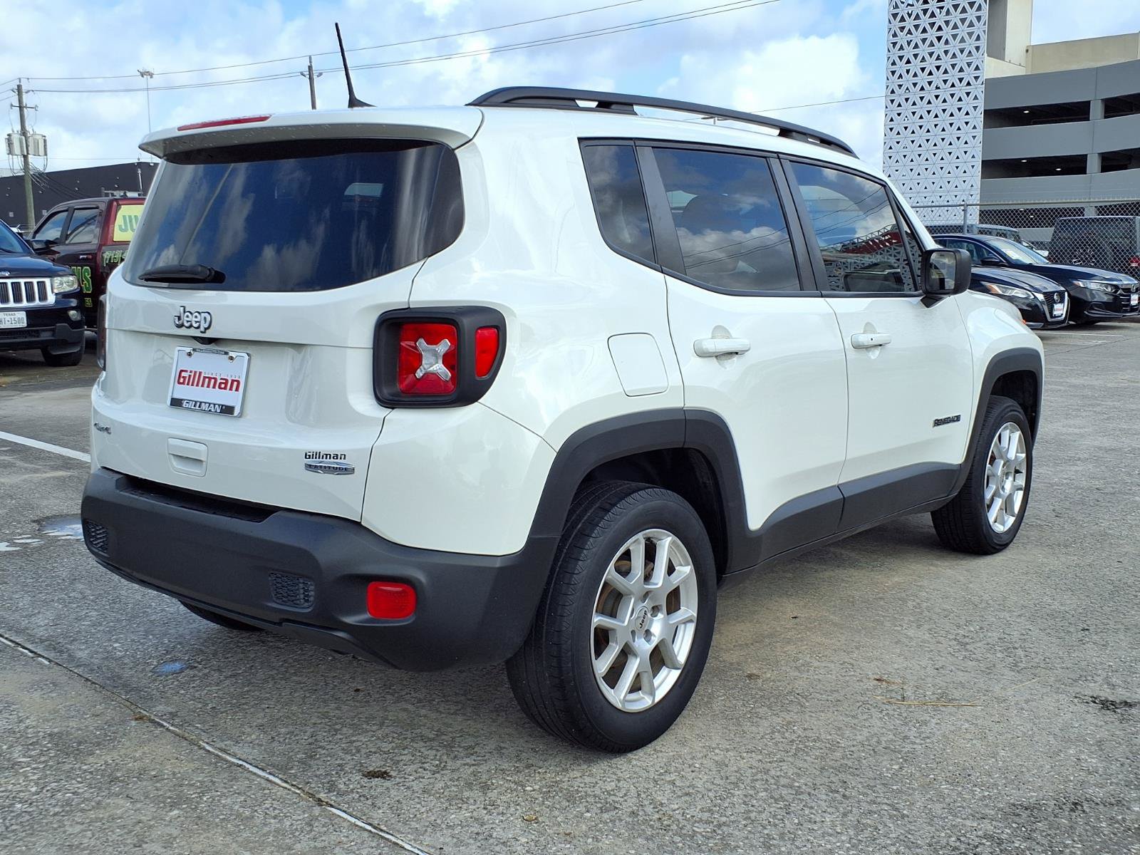 Used 2022 Jeep Renegade Latitude AWD/4WD image 24