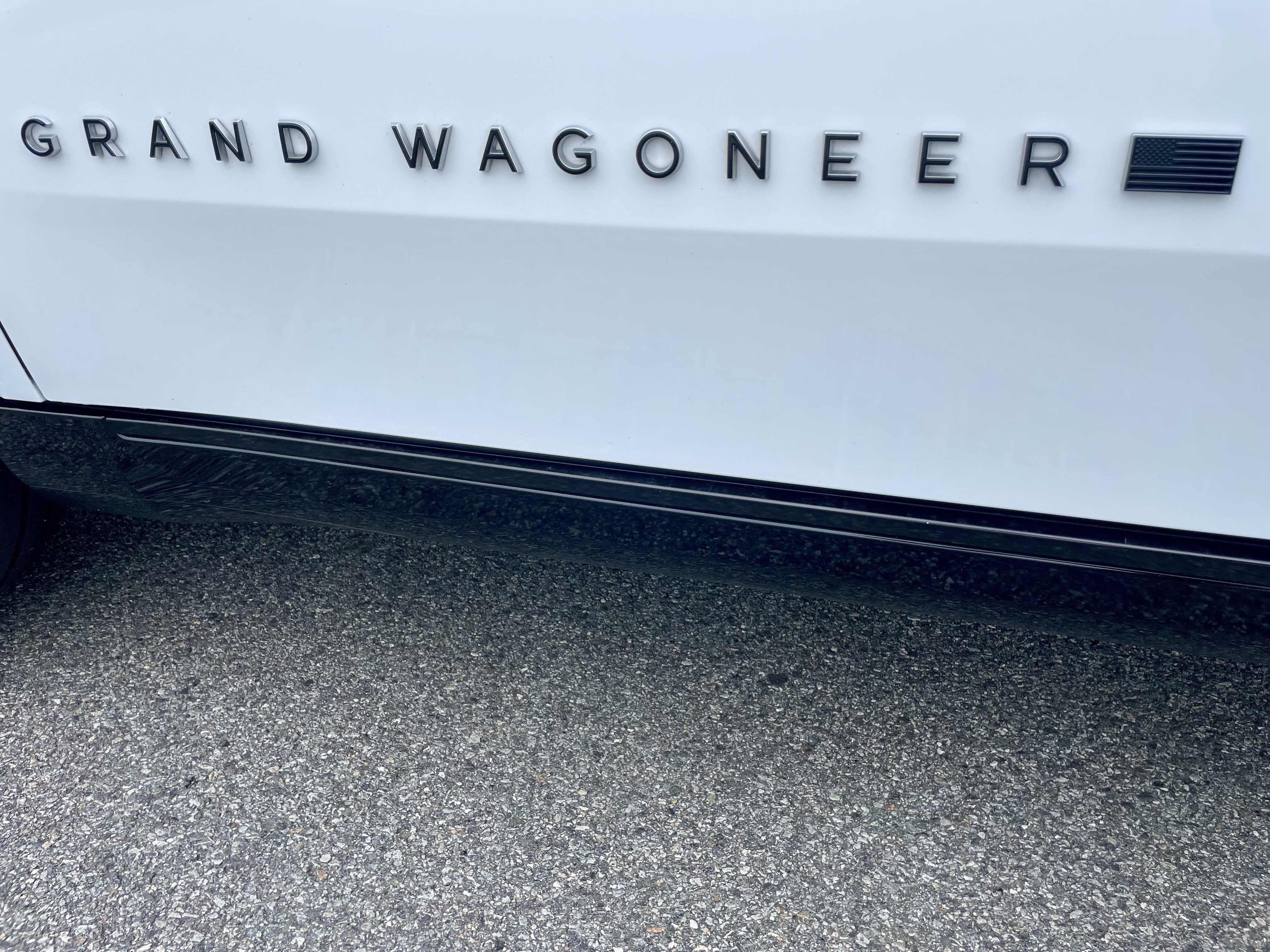 Used 2024 Jeep Grand Wagoneer Series III w/ Quick Order Packagew 28T AWD/4WD image 36