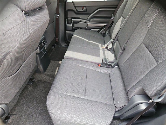 New 2026 Toyota 4Runner SR5 AWD/4WD image 15