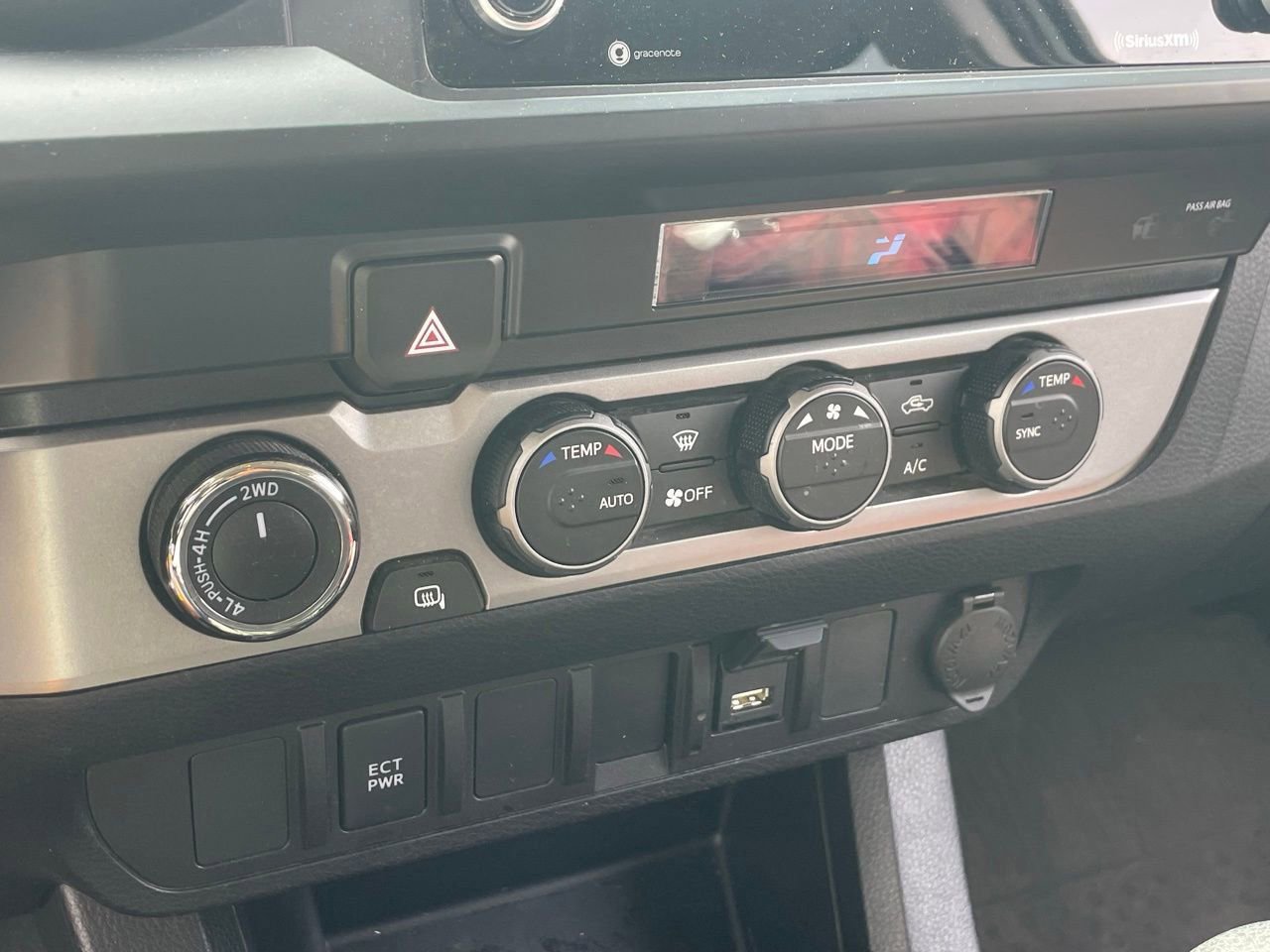 Used 2021 Toyota Tacoma SR image 9