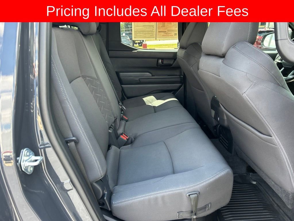 Used 2025 Toyota Tacoma SR5 AWD/4WD image 18