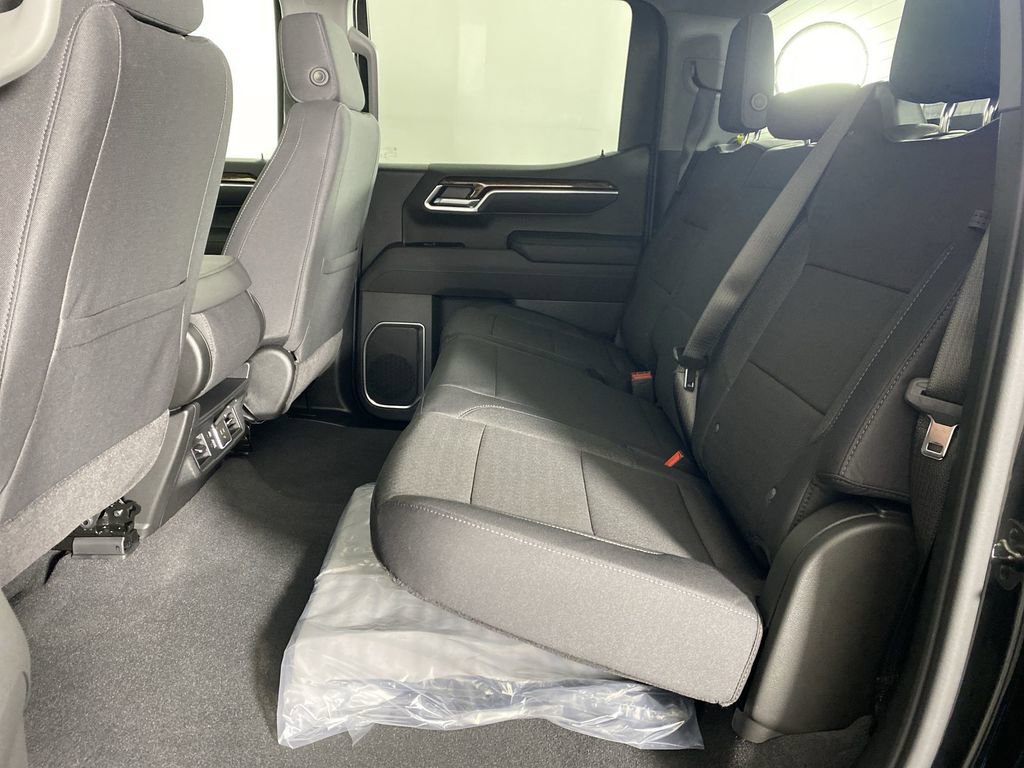 New 2026 GMC Sierra 1500 SLE image 24