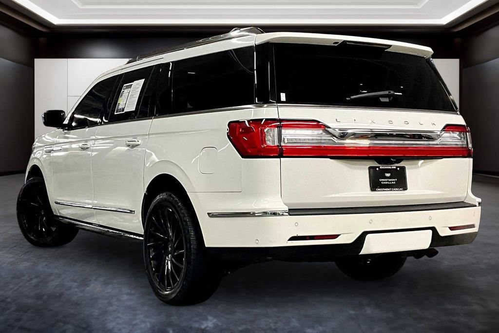 Used 2021 Lincoln Navigator L Reserve w/ Luxury Package image 4