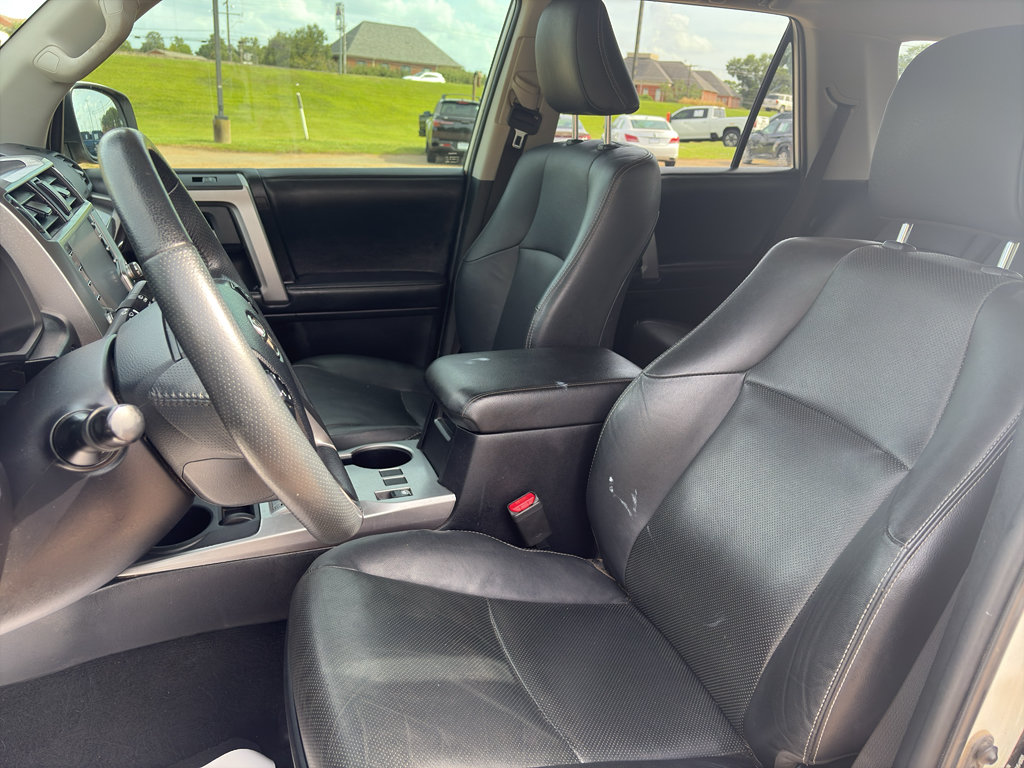 Used 2022 Toyota 4Runner Limited RWD image 12