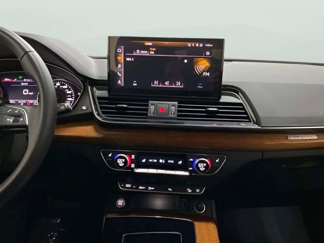 Used 2023 Audi Q5 2.0T Premium AWD/4WD image 15