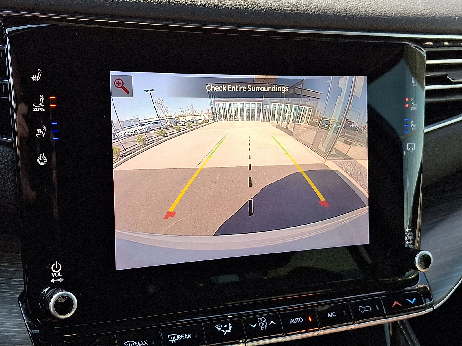 Used 2023 Jeep Wagoneer L Series II image 19